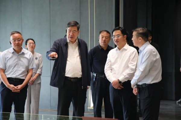 图片 4.jpg 图片 4.jpg